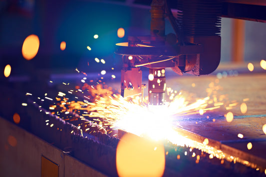 CNC-Bearbeitung: Zuschnitt und Formgebung